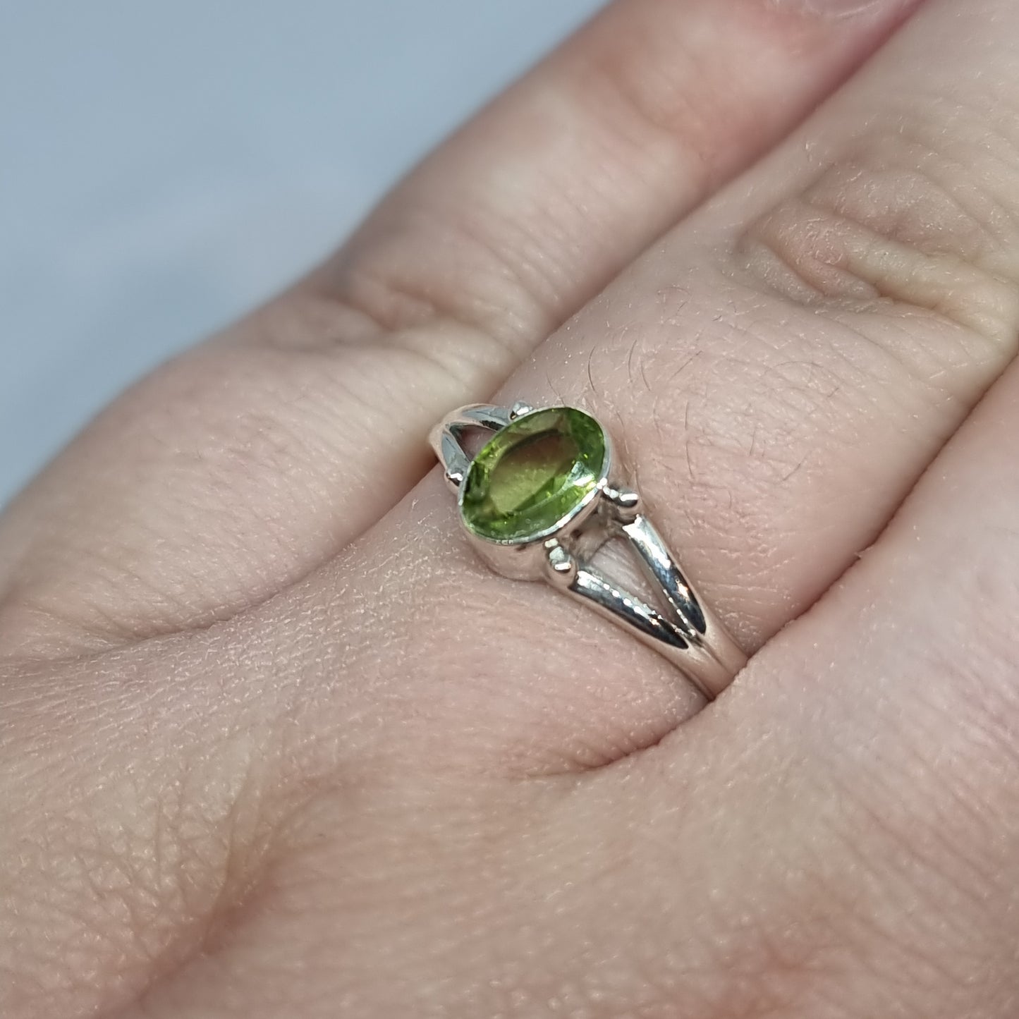 Peridot ring - Rivendell Shop