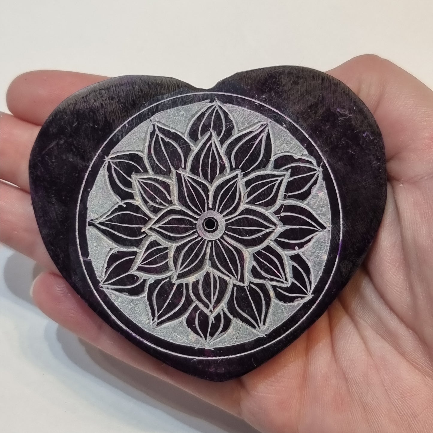 Heart soap stone incense holder - assorted - Rivendell Shop