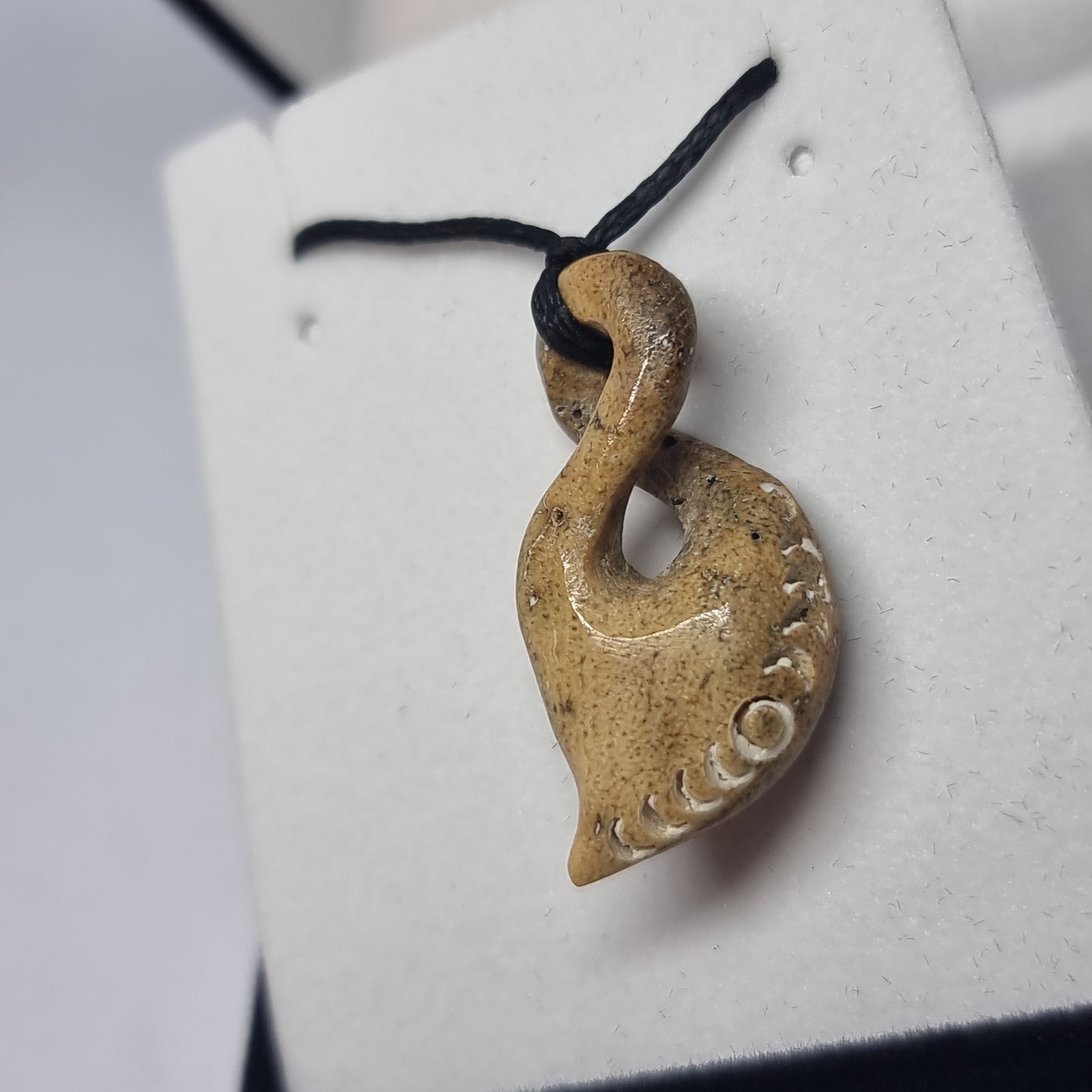 Whale bone - twist - Rivendell Shop