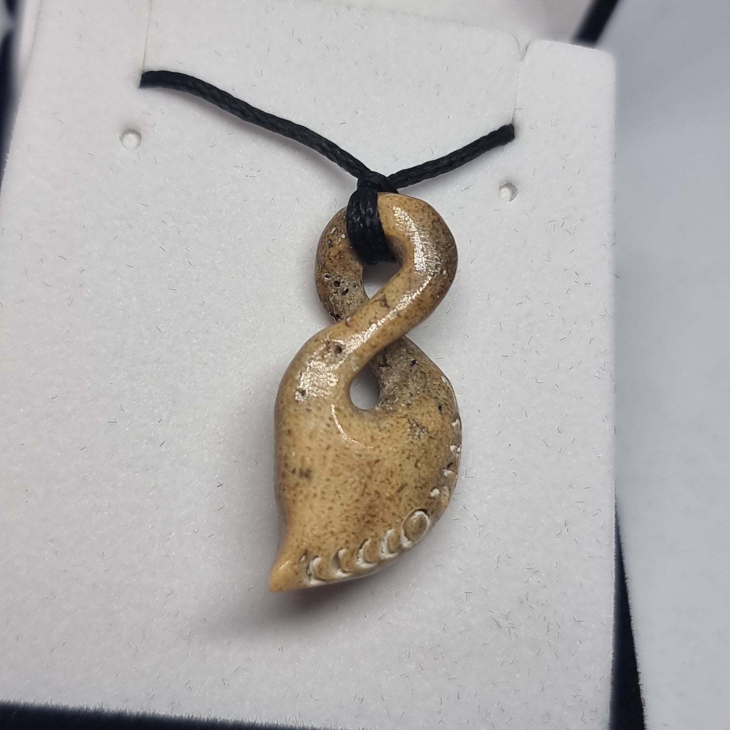Whale bone - twist - Rivendell Shop