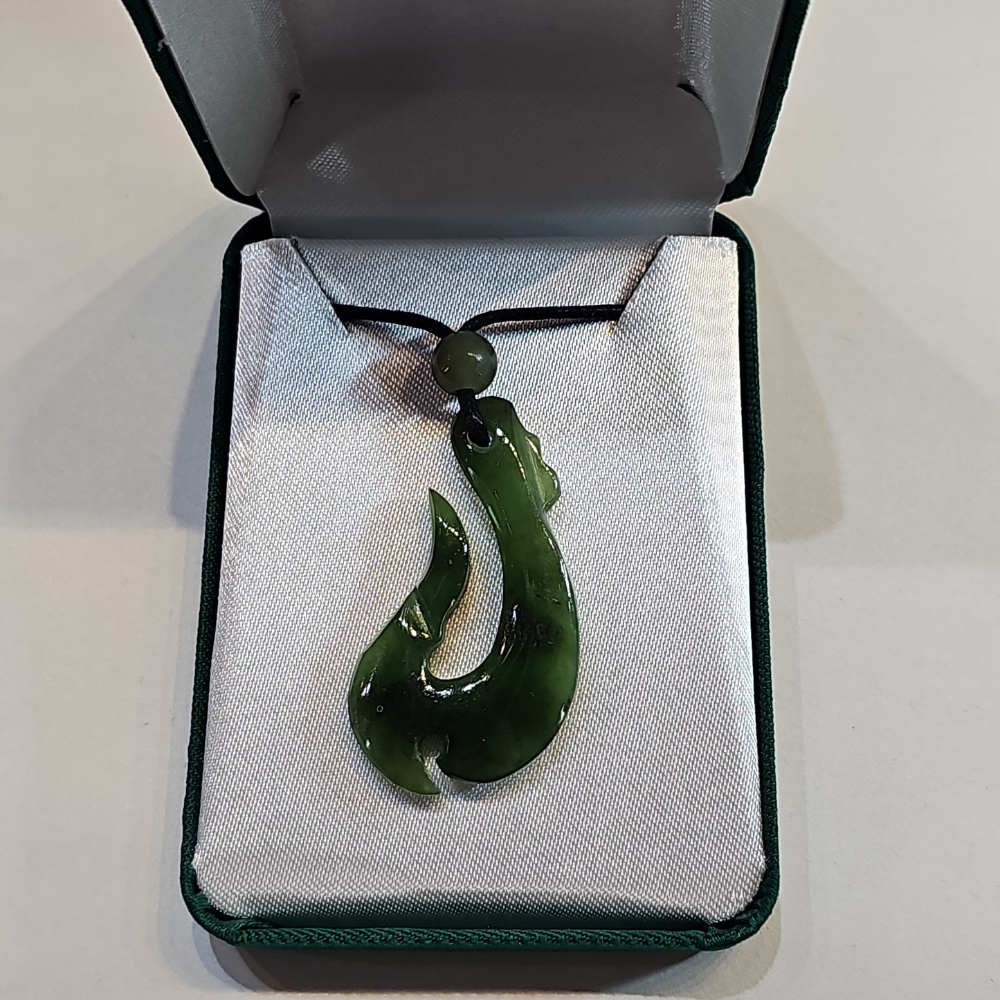 Hei matau greenstone pendant 4cm - Rivendell Shop