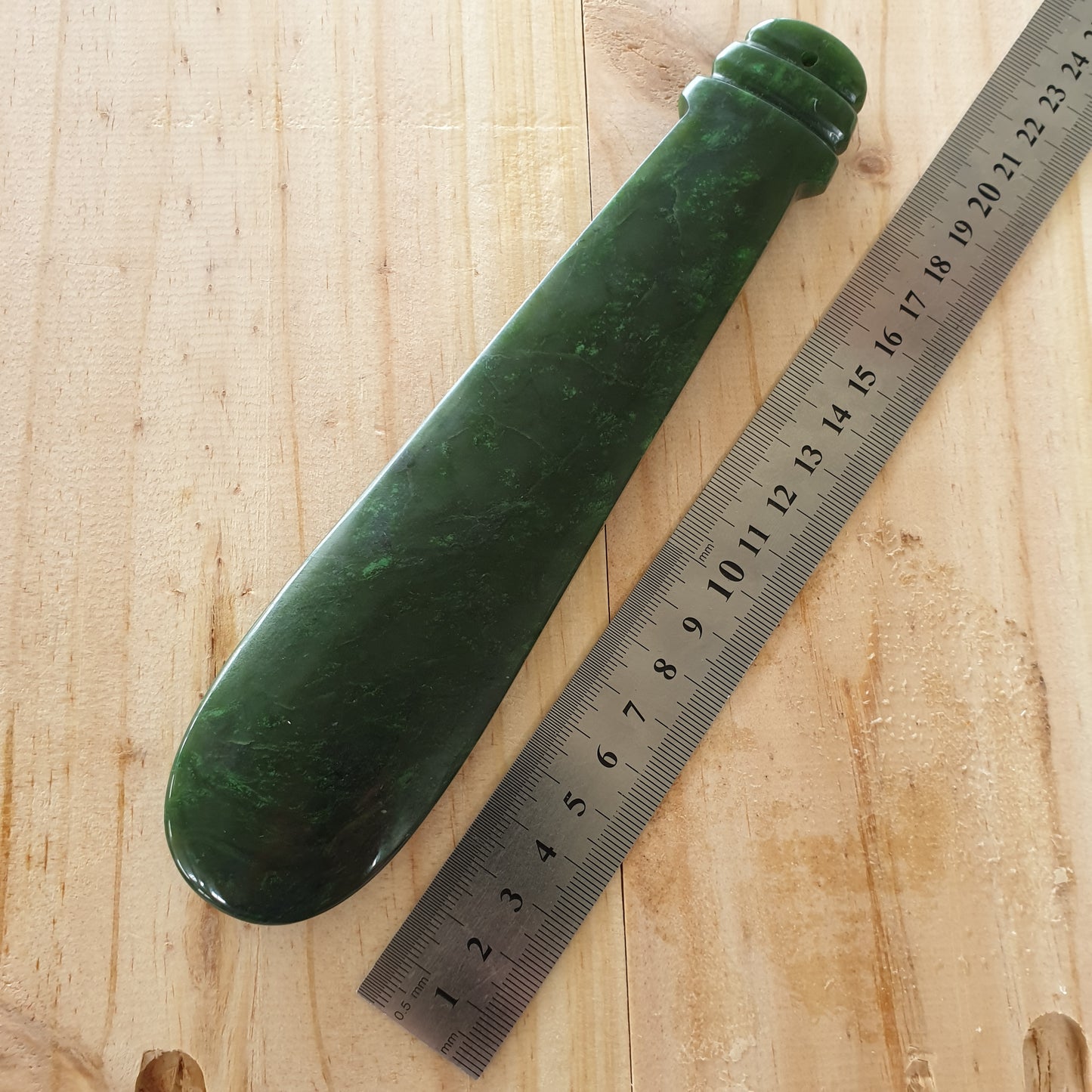 Large Pounamu Greenstone Patu Club Pendant 128x50 mm - Rivendell Shop