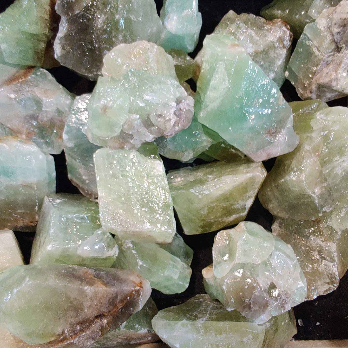 Green Calcite Crystal Piece (3-5cm range) - Rivendell Shop