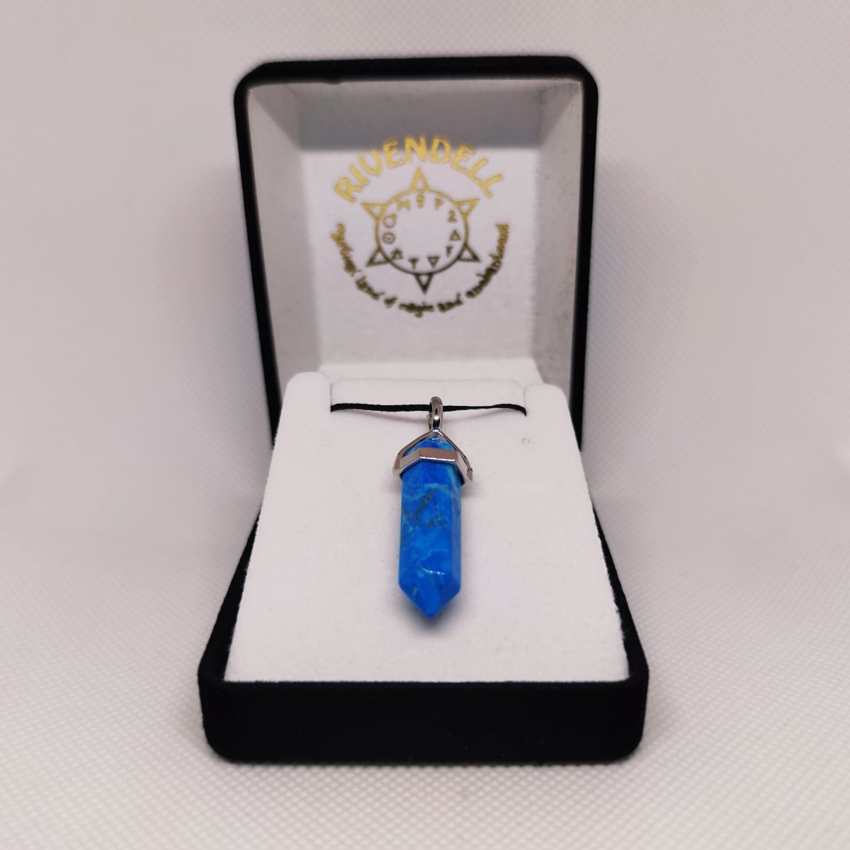 Turquoise Howlite Crystal Point Pendant - Rivendell Shop