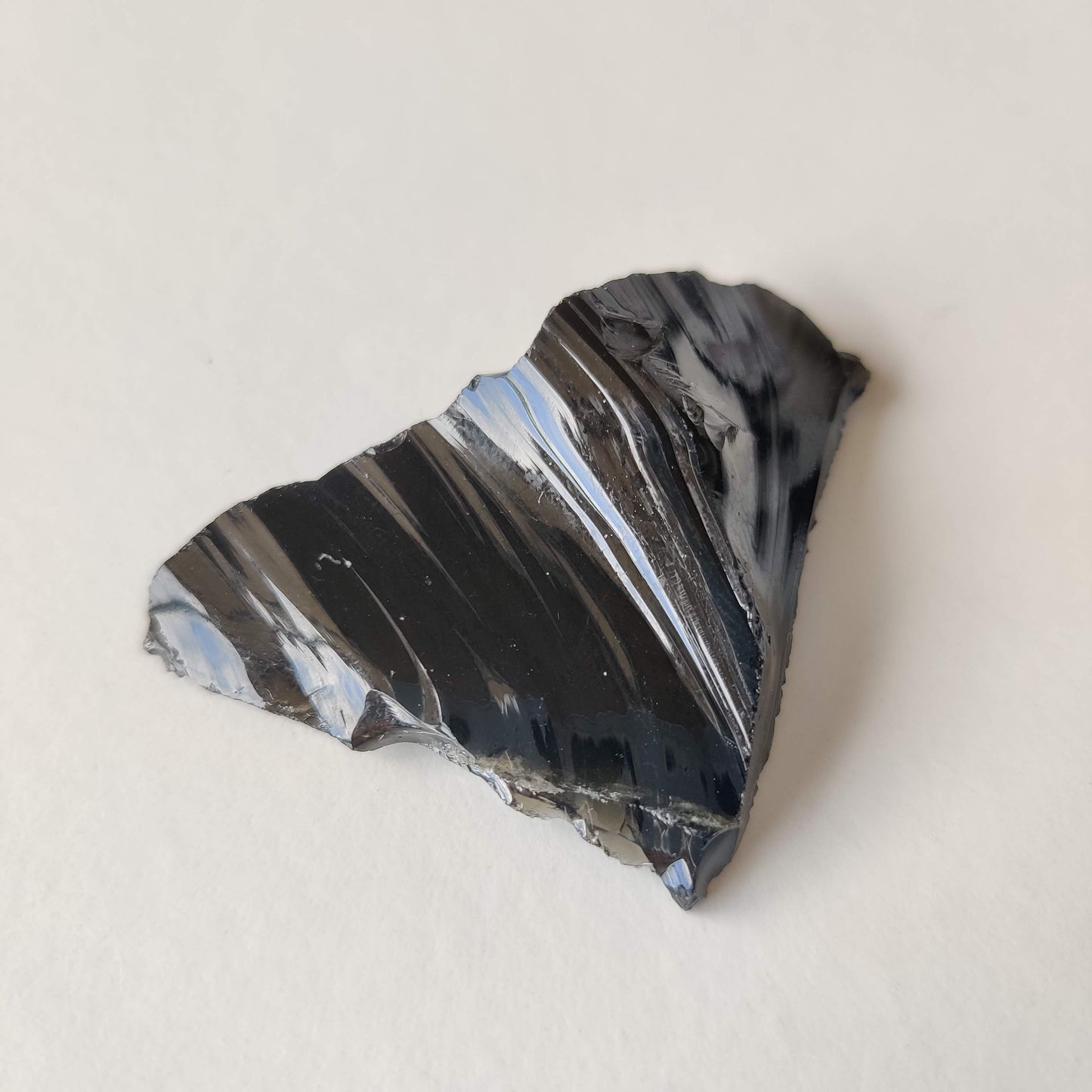 Black Obsidian Crystal Piece (3-4 cm) - Rivendell Shop