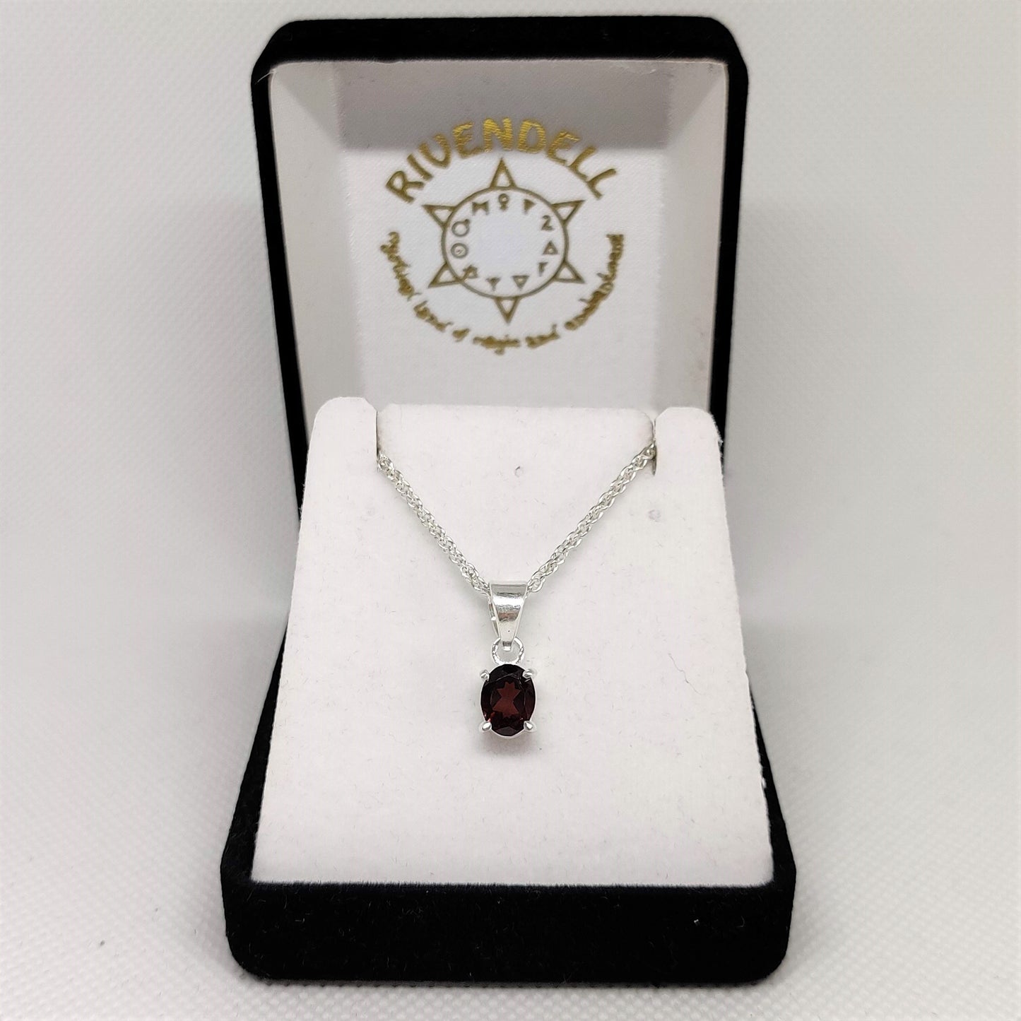 Oval Garnet 925 Sterling Silver Pendant - Rivendell Shop