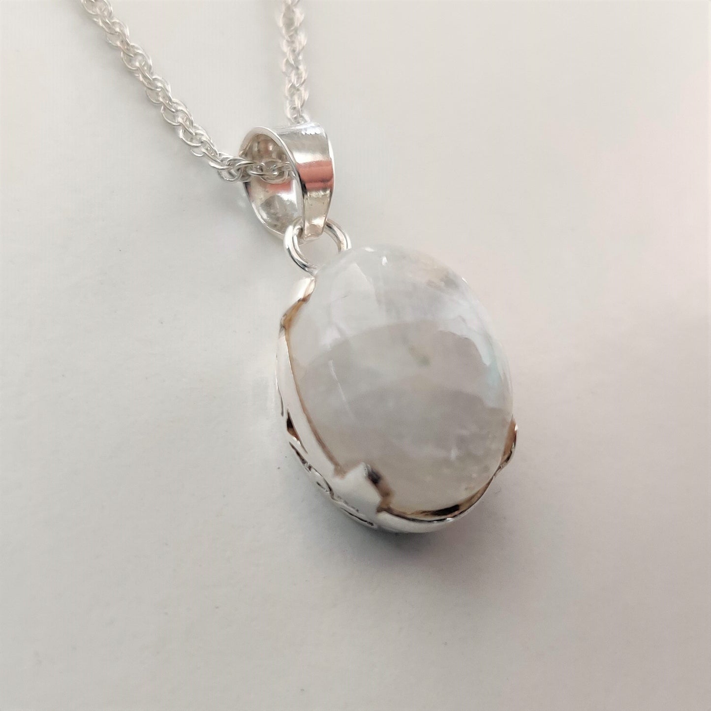 Moonstone 925 Sterling Silver Pendant - Rivendell Shop