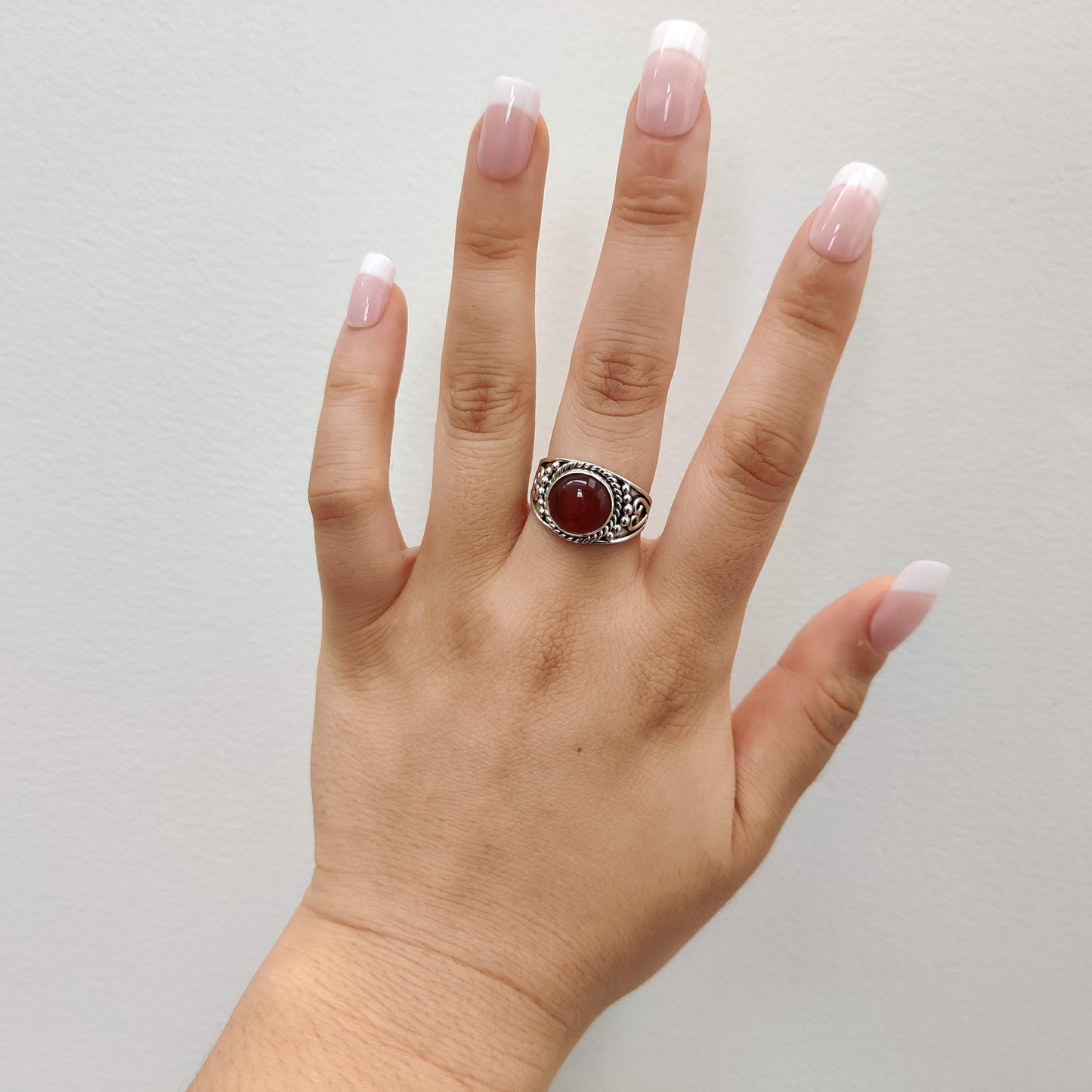 Carnelian Round Signet 925 Sterling Silver Ring - Rivendell Shop
