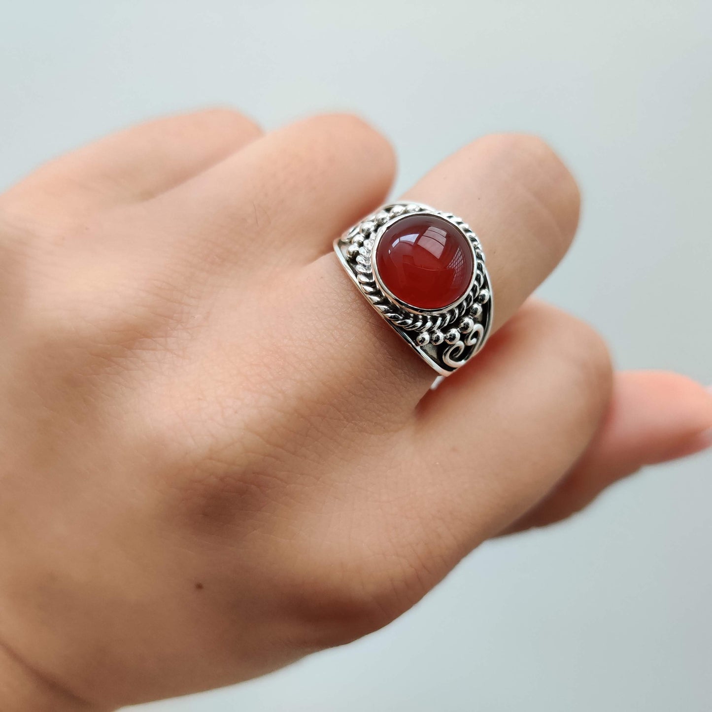 Carnelian Round Signet 925 Sterling Silver Ring - Rivendell Shop