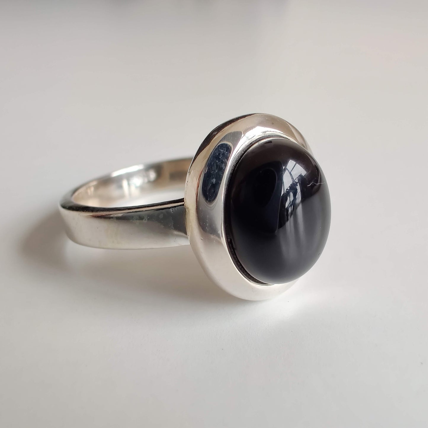 Black Onyx Oval 925 Sterling Silver Ring - Rivendell Shop