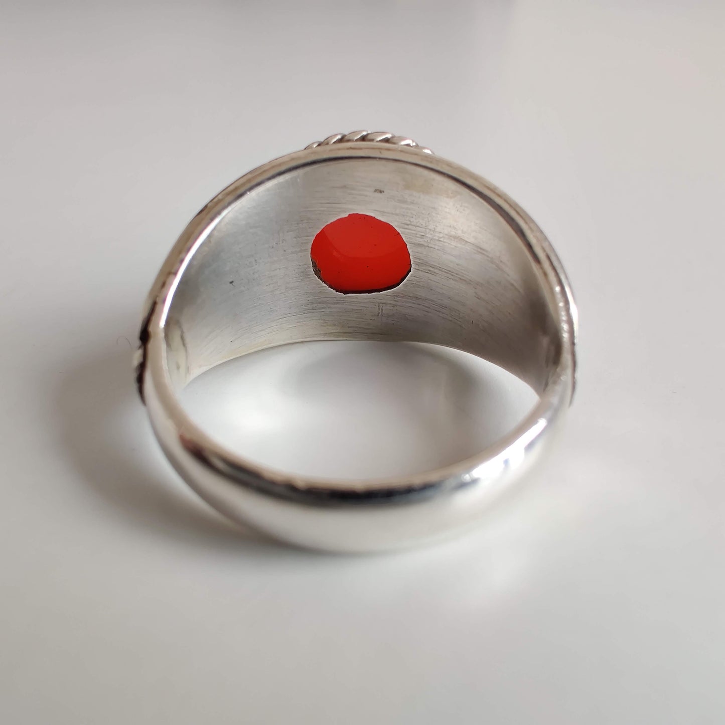 Carnelian Round Signet 925 Sterling Silver Ring - Rivendell Shop