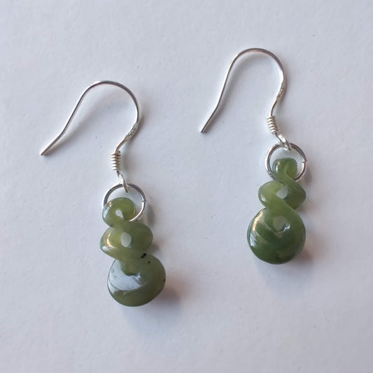 Double Twist Pikoura Greenstone Earrings - Rivendell Shop