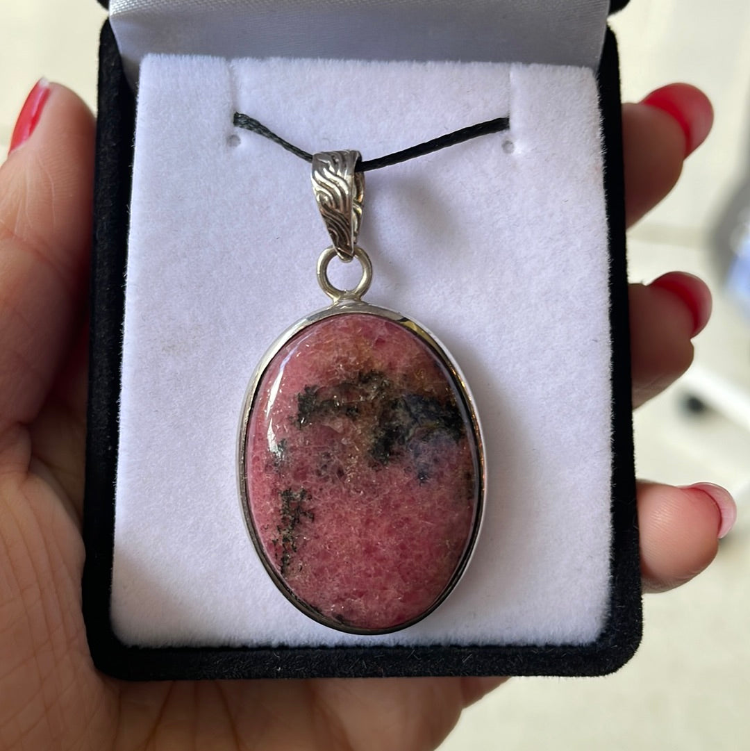 Rhodonite silver pendant - Rivendell Shop