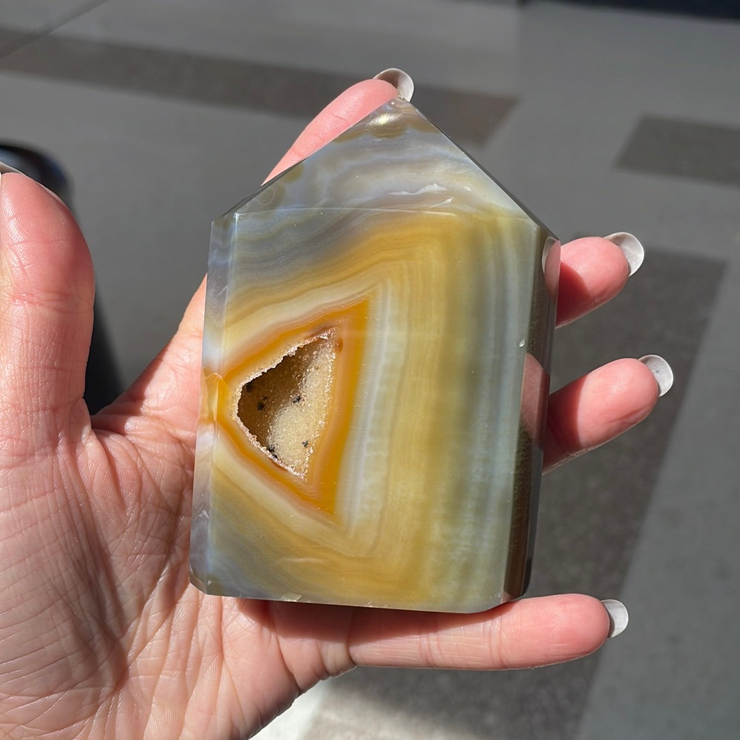 Agate standing piece - Rivendell Shop