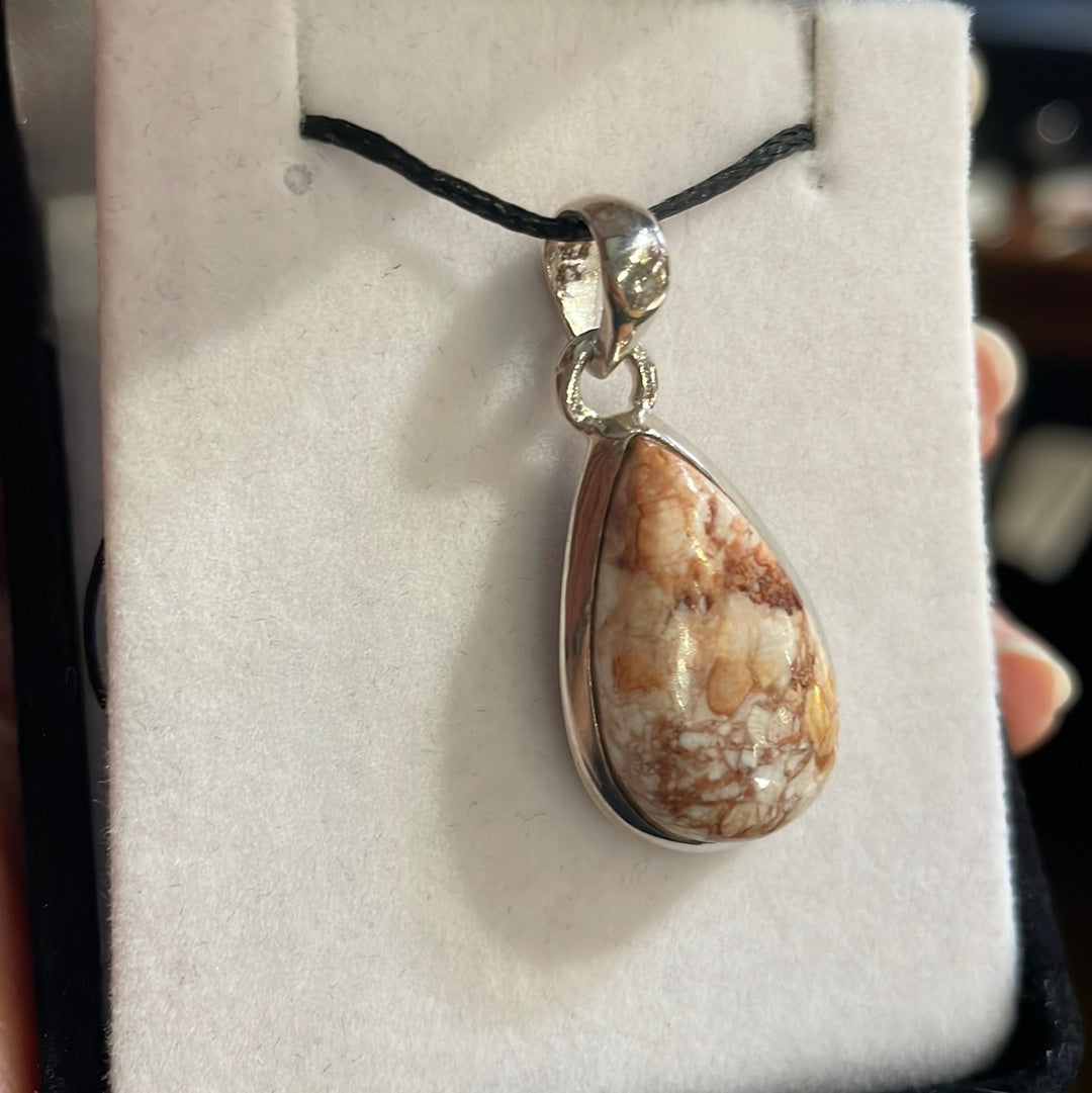 Rosert sterling silver pendant - Rivendell Shop