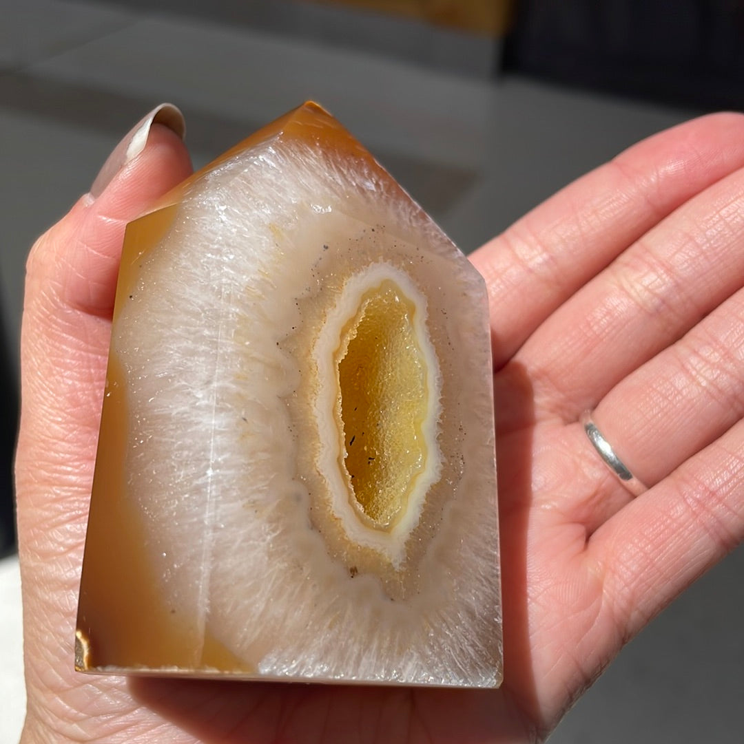 Agate standing piece - Rivendell Shop