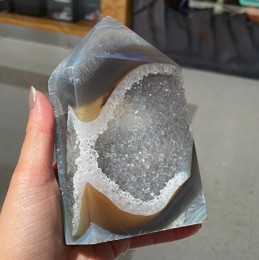 Agate standing piece - Rivendell Shop