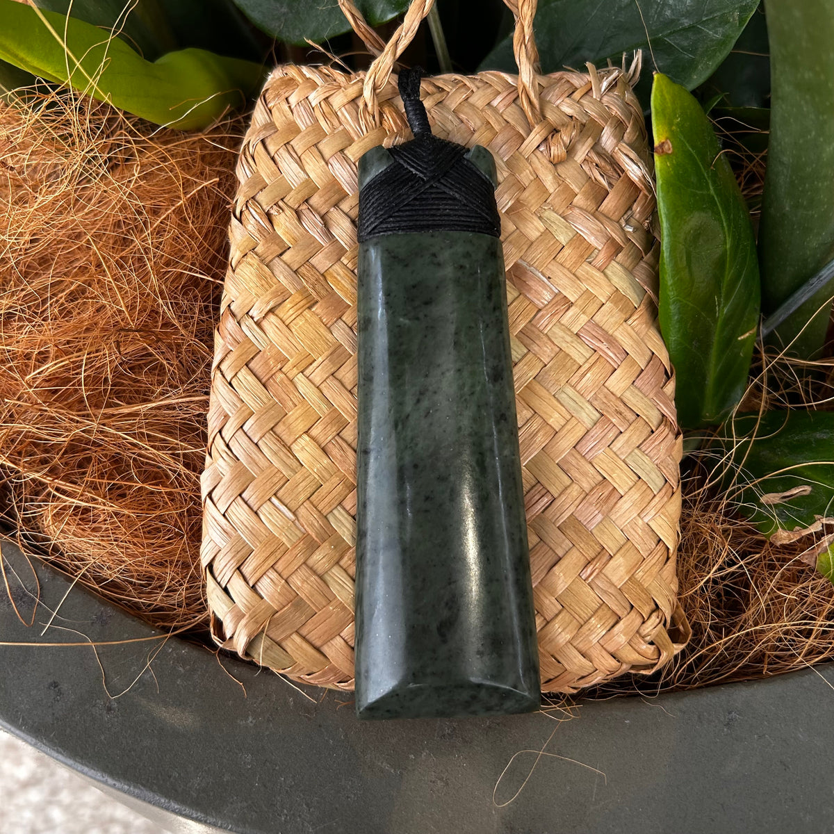 Large Greenstone Toki Pendant - Rivendell Shop