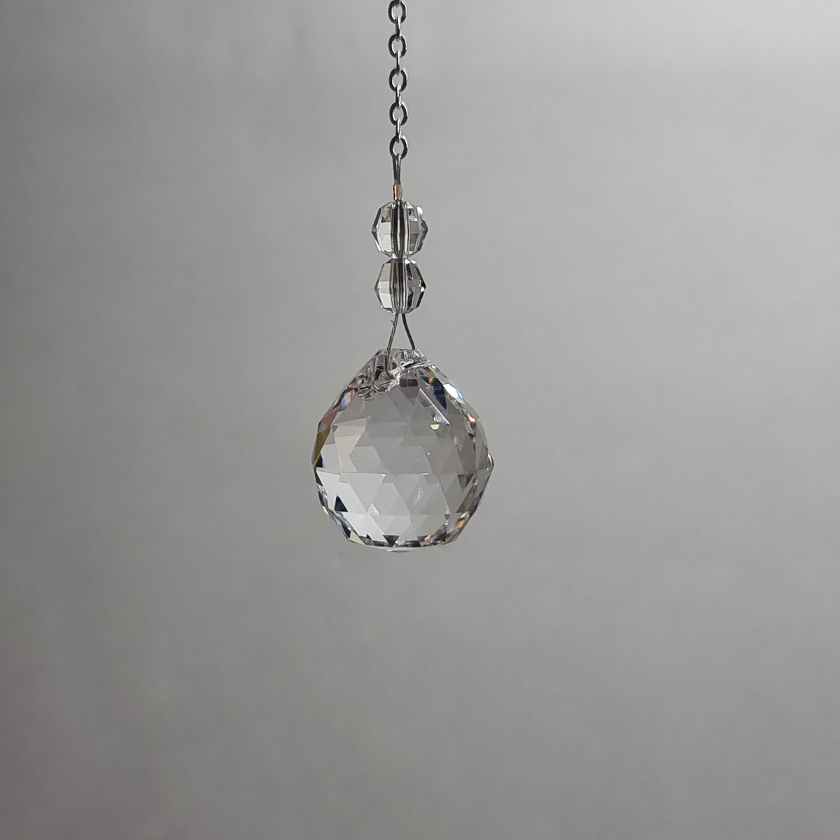 Clarus hanging - small sphere
