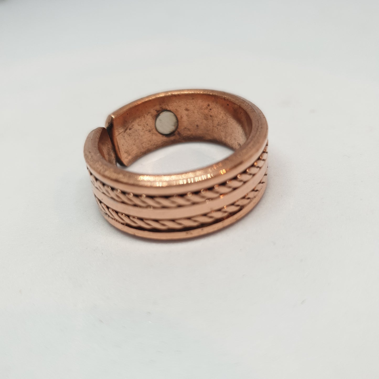 Doubl Twist Copper Magnetic Ring - Rivendell Shop