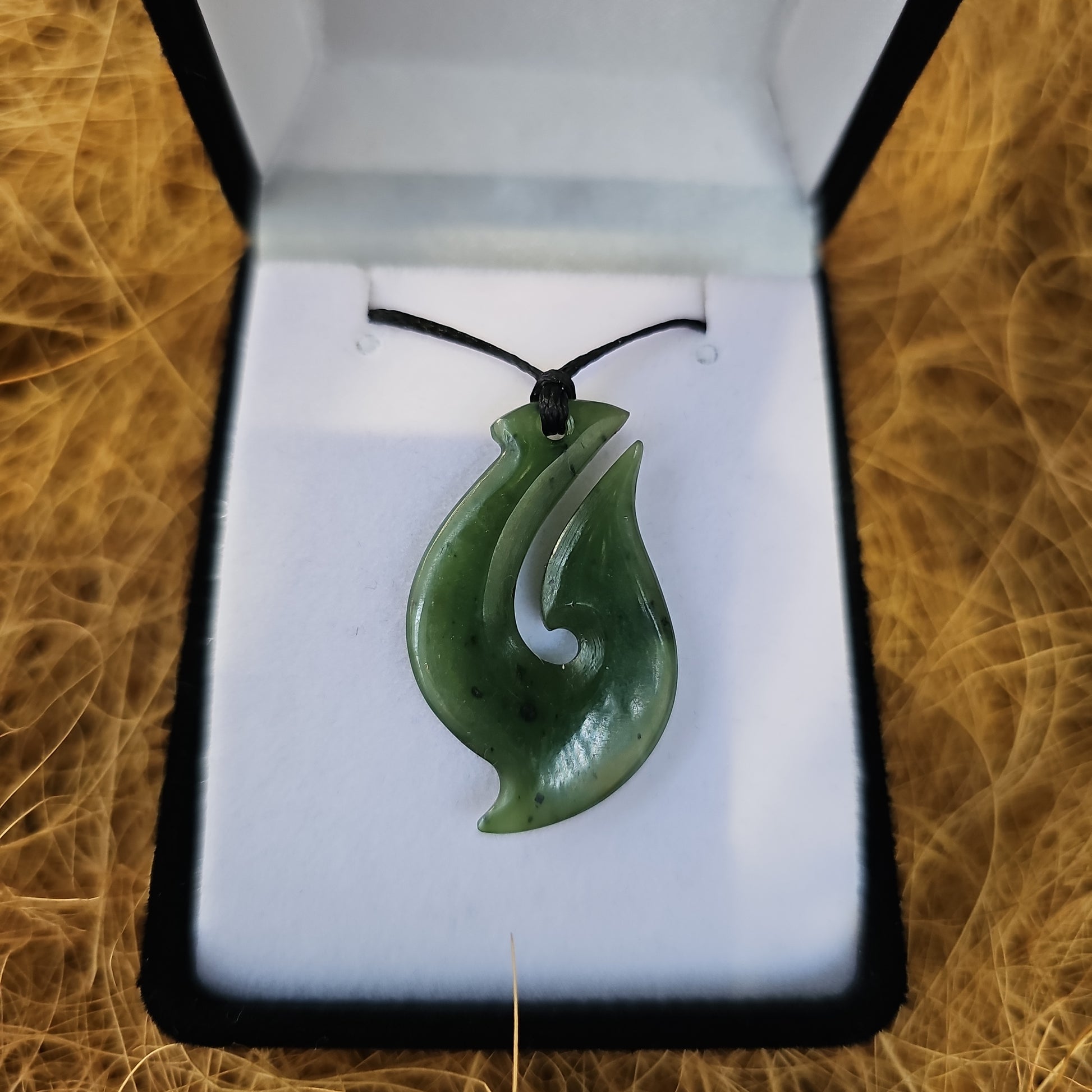 Hei Matau Greenstone Pendant - Rivendell Shop