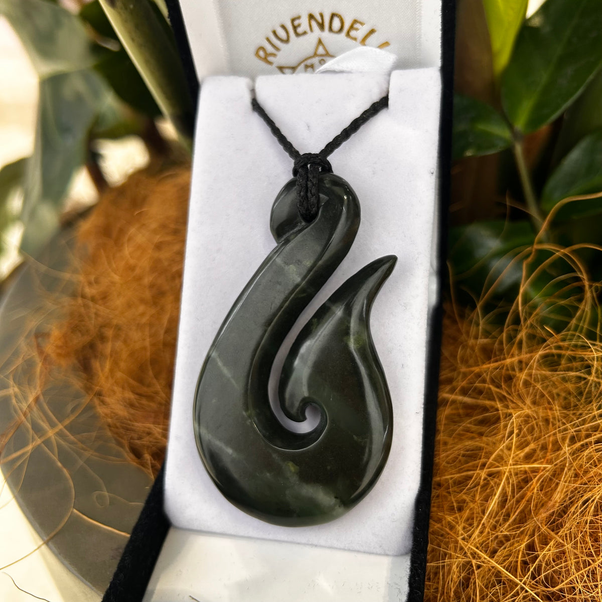 Greenstone Hei Matau Pendant - Rivendell Shop