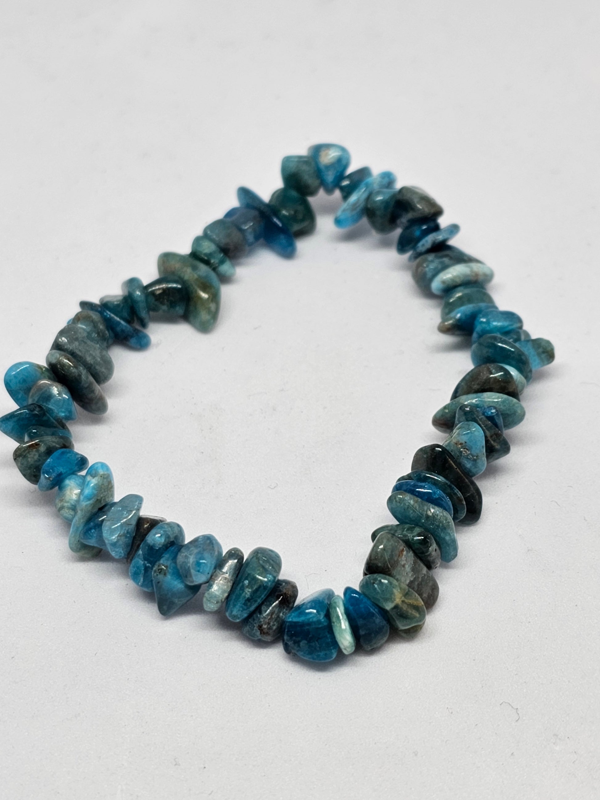 Apatite Chip Crystal Bracelet - Rivendell Shop