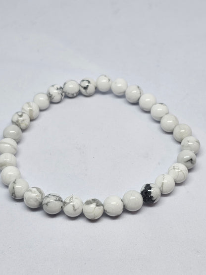 White Howlite Round Bead Crystal Bracelet - Rivendell Shop