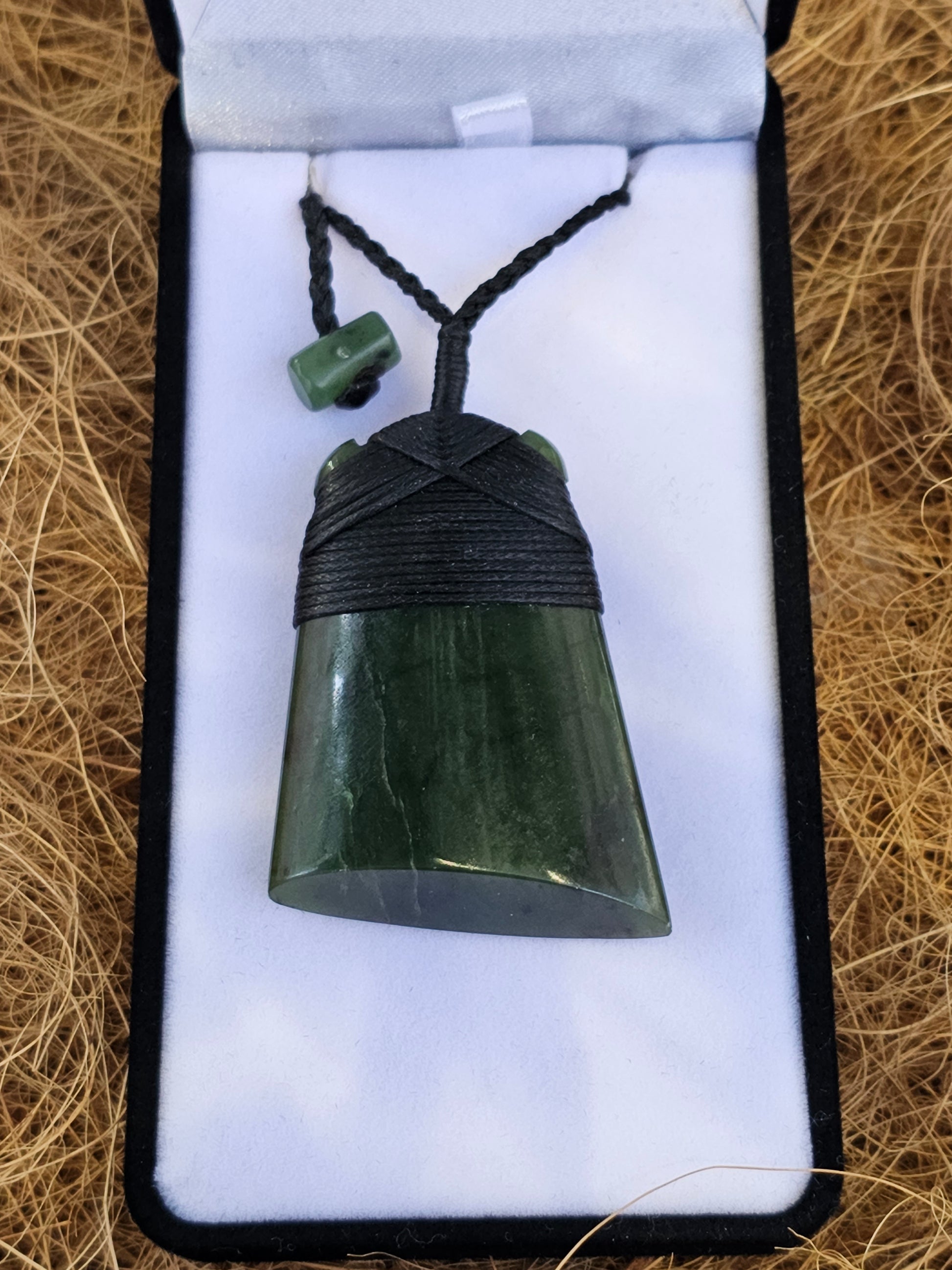 Greenstone Toki Pendant - Rivendell Shop