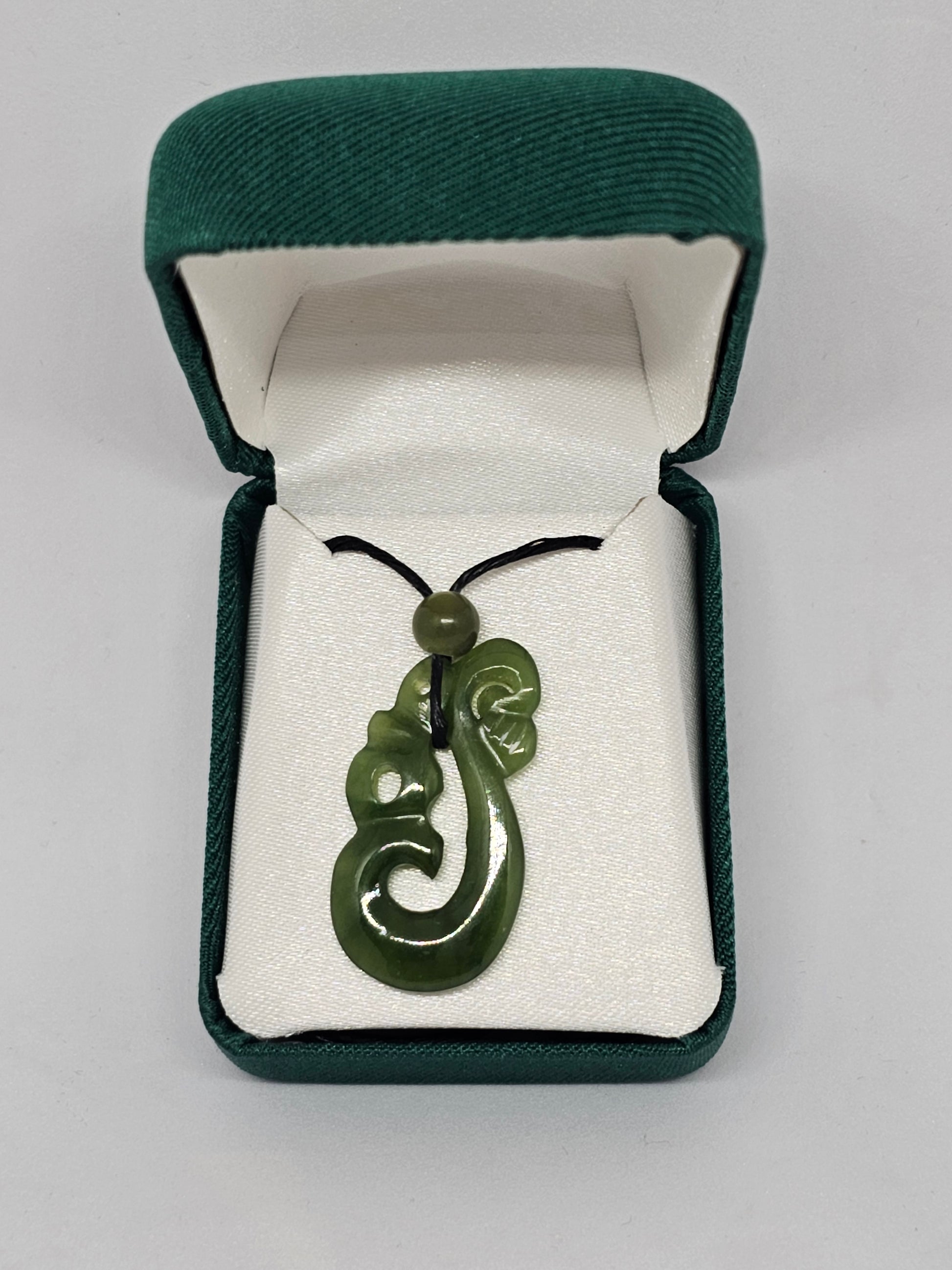 Greenstone Manaia Pendant - Rivendell Shop