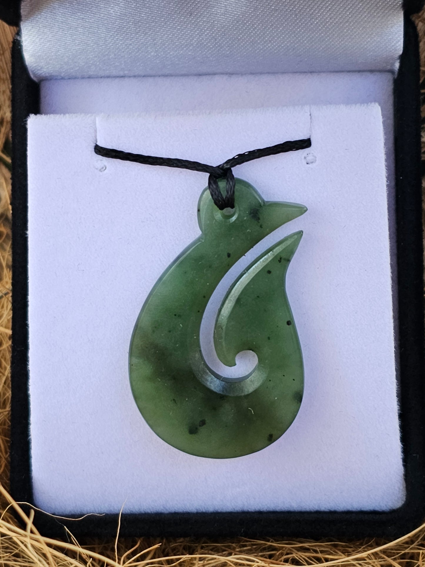 Hei Matau (Hook) Greenstone Pendant - Rivendell Shop