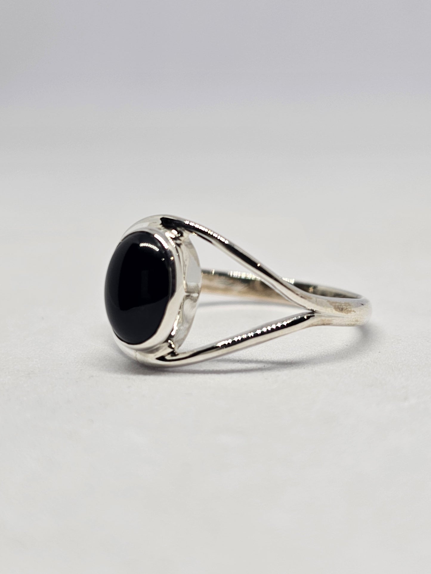 Black Onyx ring - Rivendell Shop