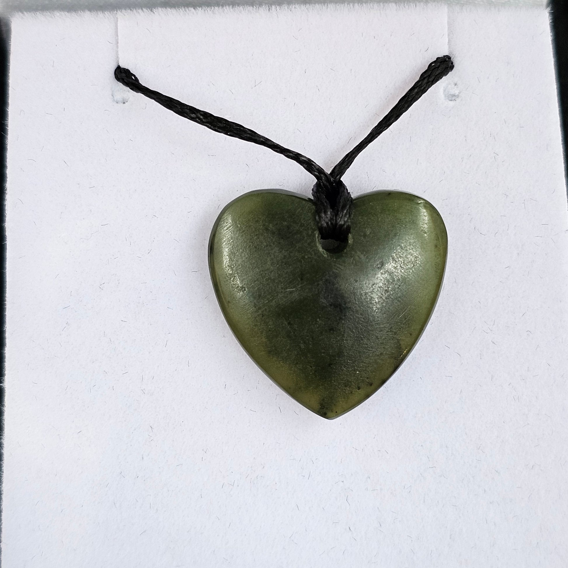 Small Greenstone heart - Rivendell Shop