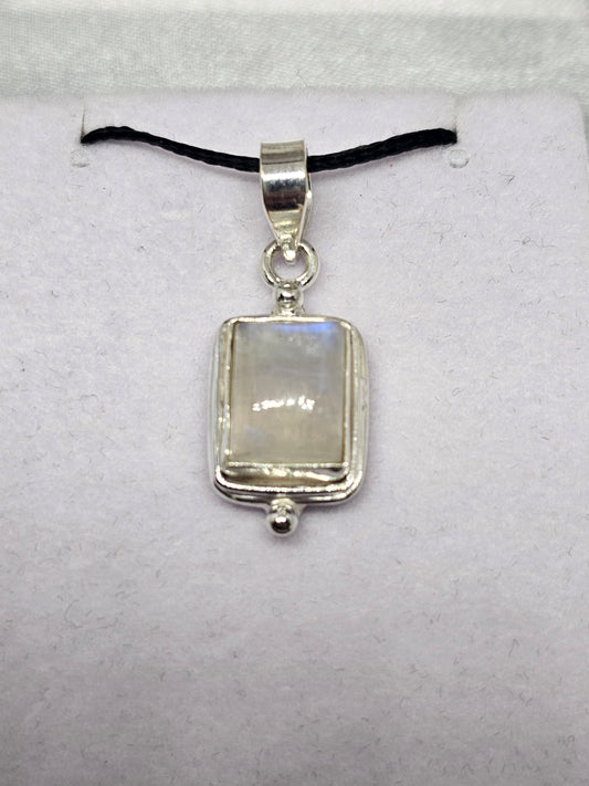 Moonstone Pendant - Rivendell Shop