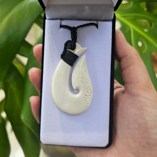 Handcarved Traditionally Bound Fish Hook Bone Carving Pendant - Hei Matau