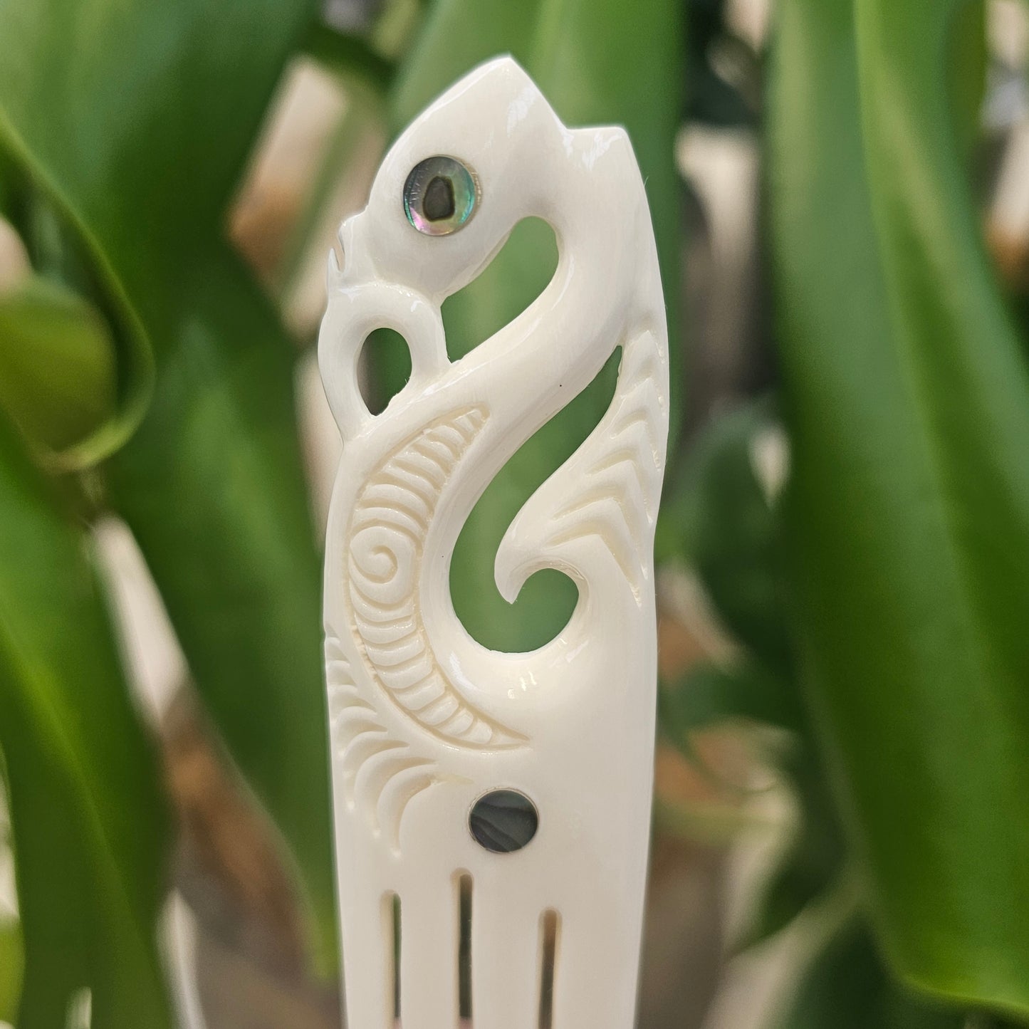 Manaia Heru with Paua (Hair Piece)