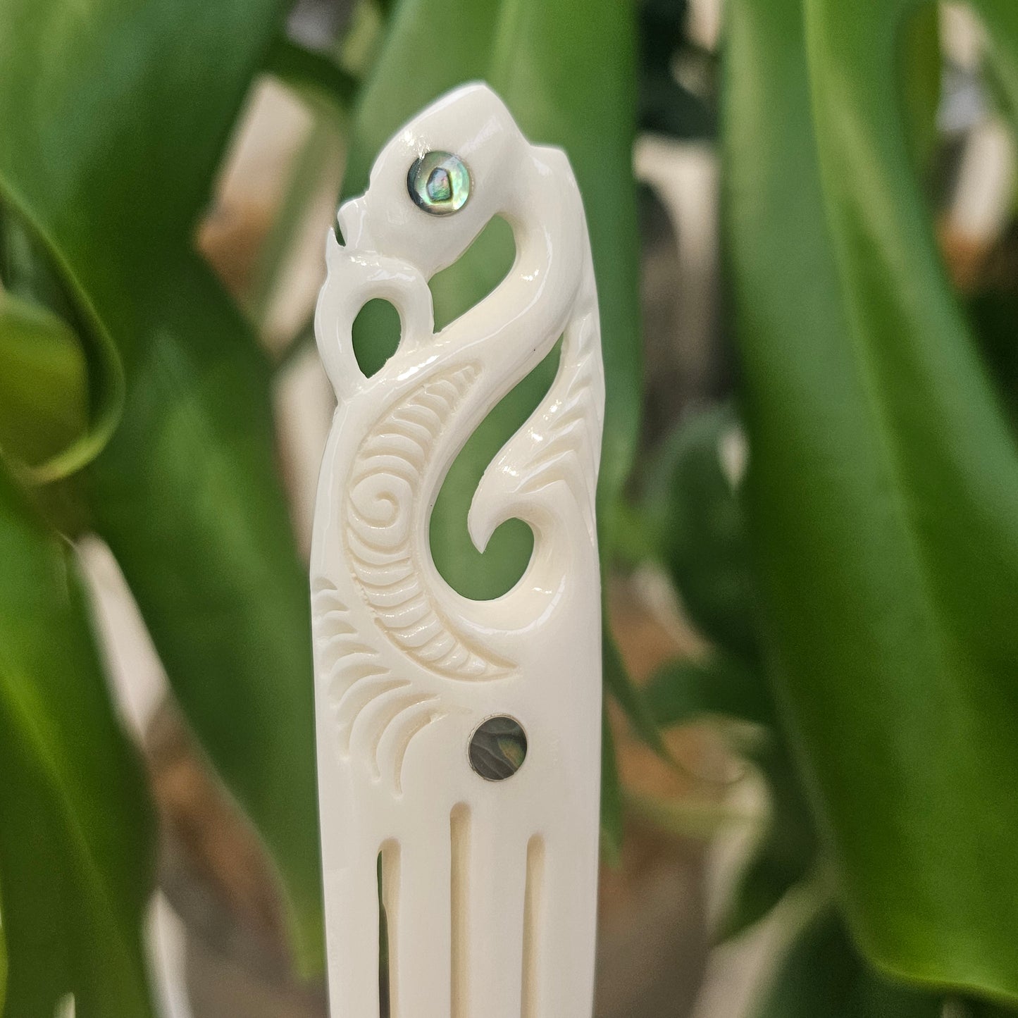 Manaia Heru with Paua (Hair Piece)