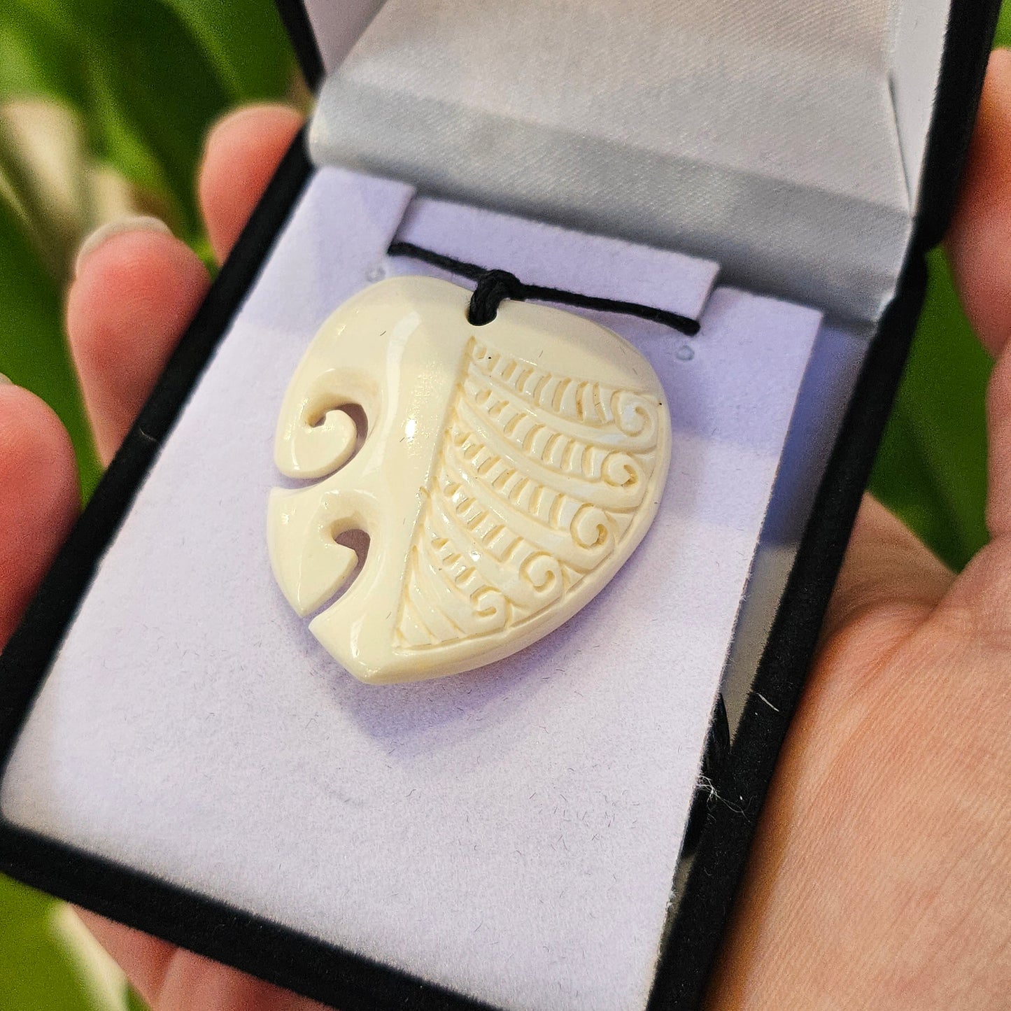 Handcarved Bone Pendant - Manawa (Heart)