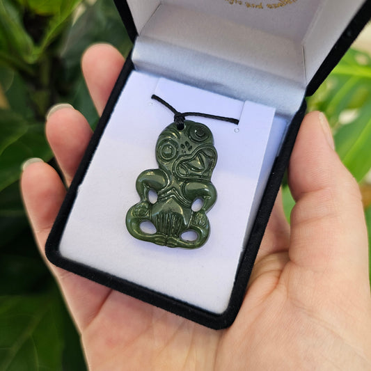 Greenstone Pendant - Hei Tiki