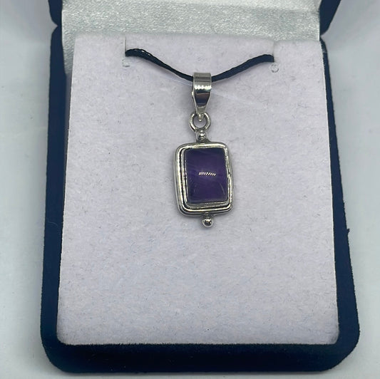 Amethyst Silver Pendant - Rivendell Shop