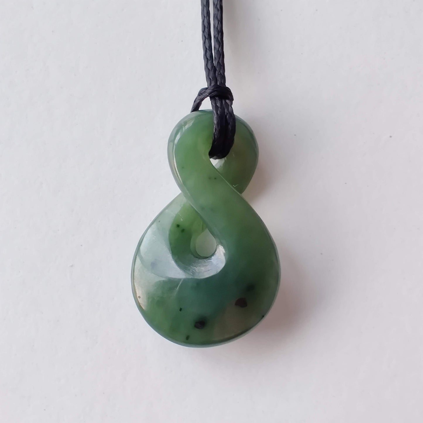 Twist Pikorua Greenstone Pendant - Single Twist