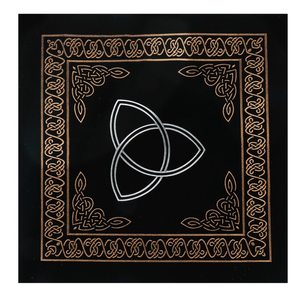 Velvet Divination Cloth-Triquetra Rune - Rivendell Shop