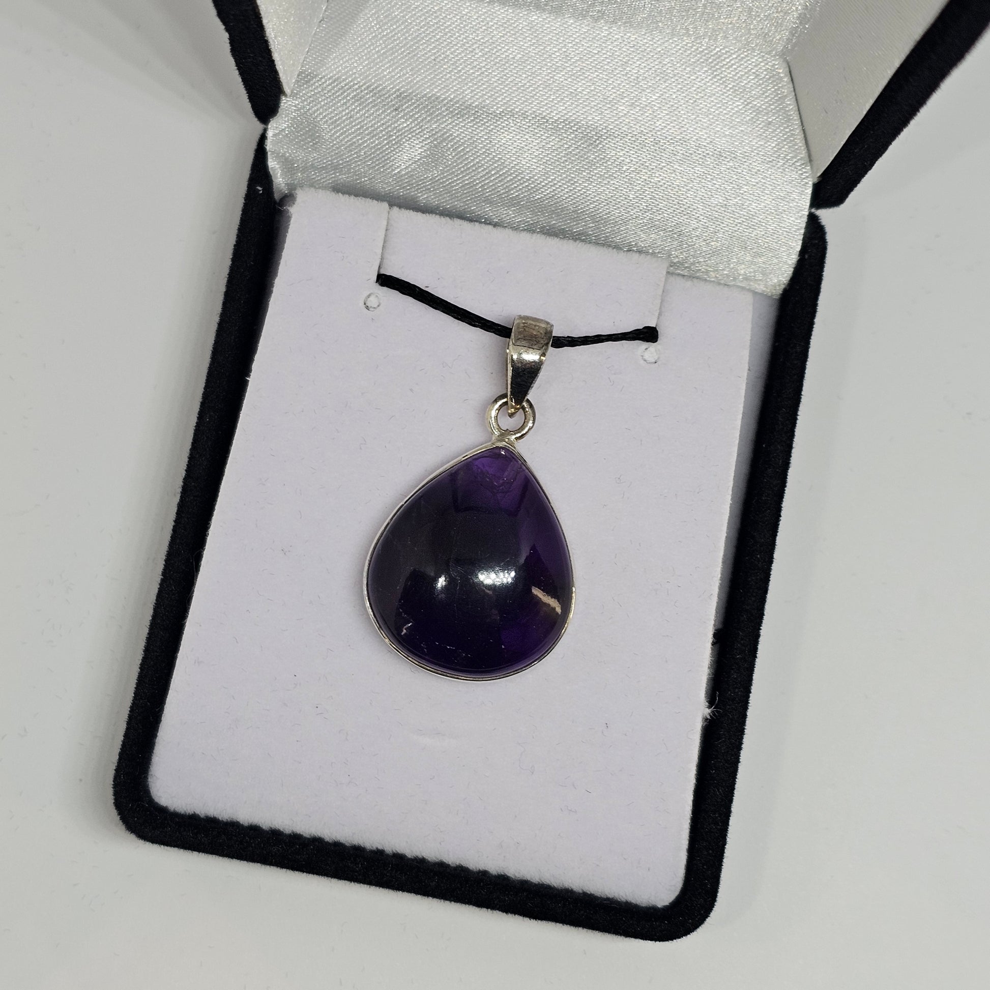 Amethyst Pendant - Rivendell Shop