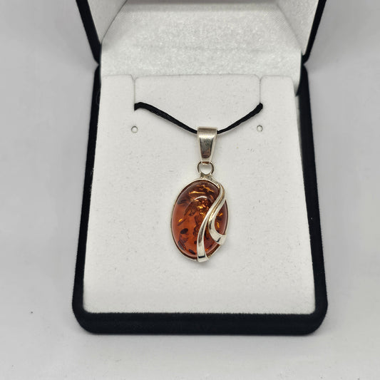 Amber Pendant - Rivendell Shop