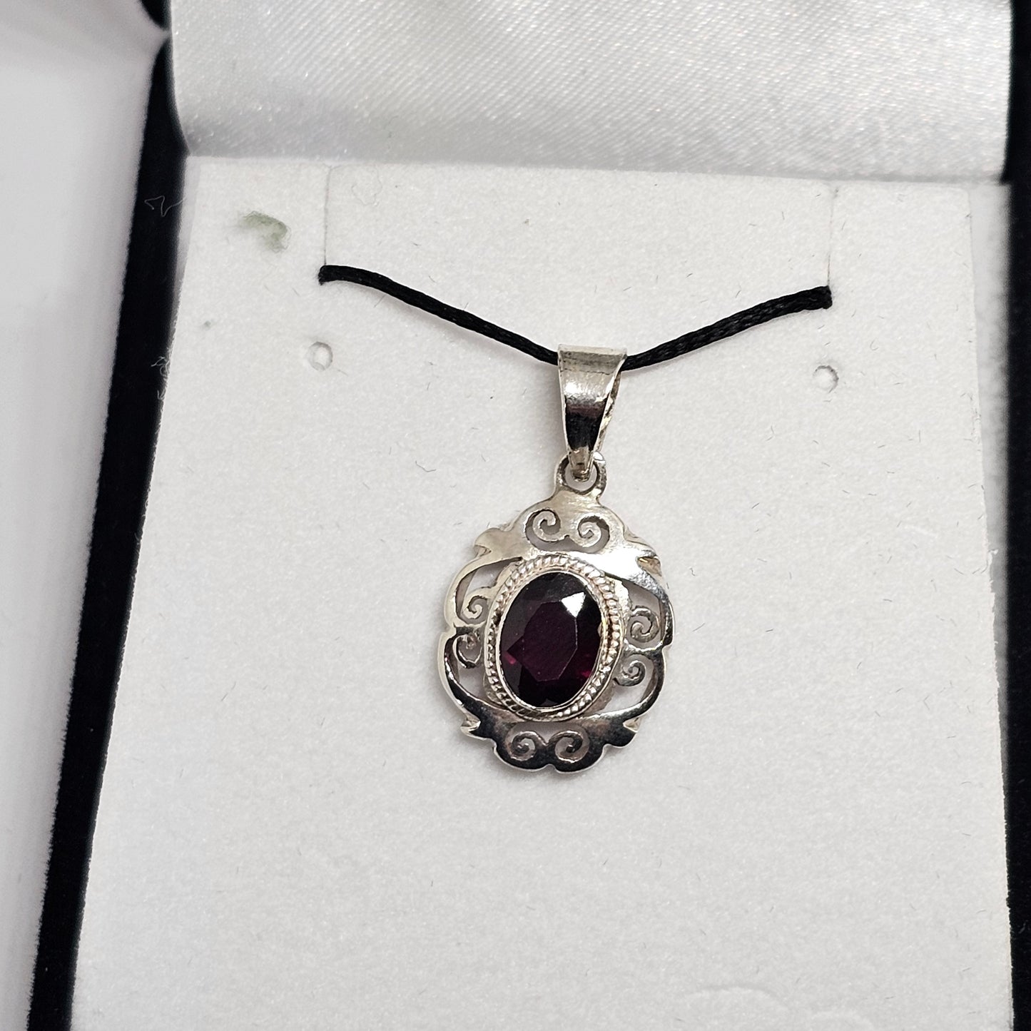 Garnet Sterling Silver Pendant - Rivendell Shop