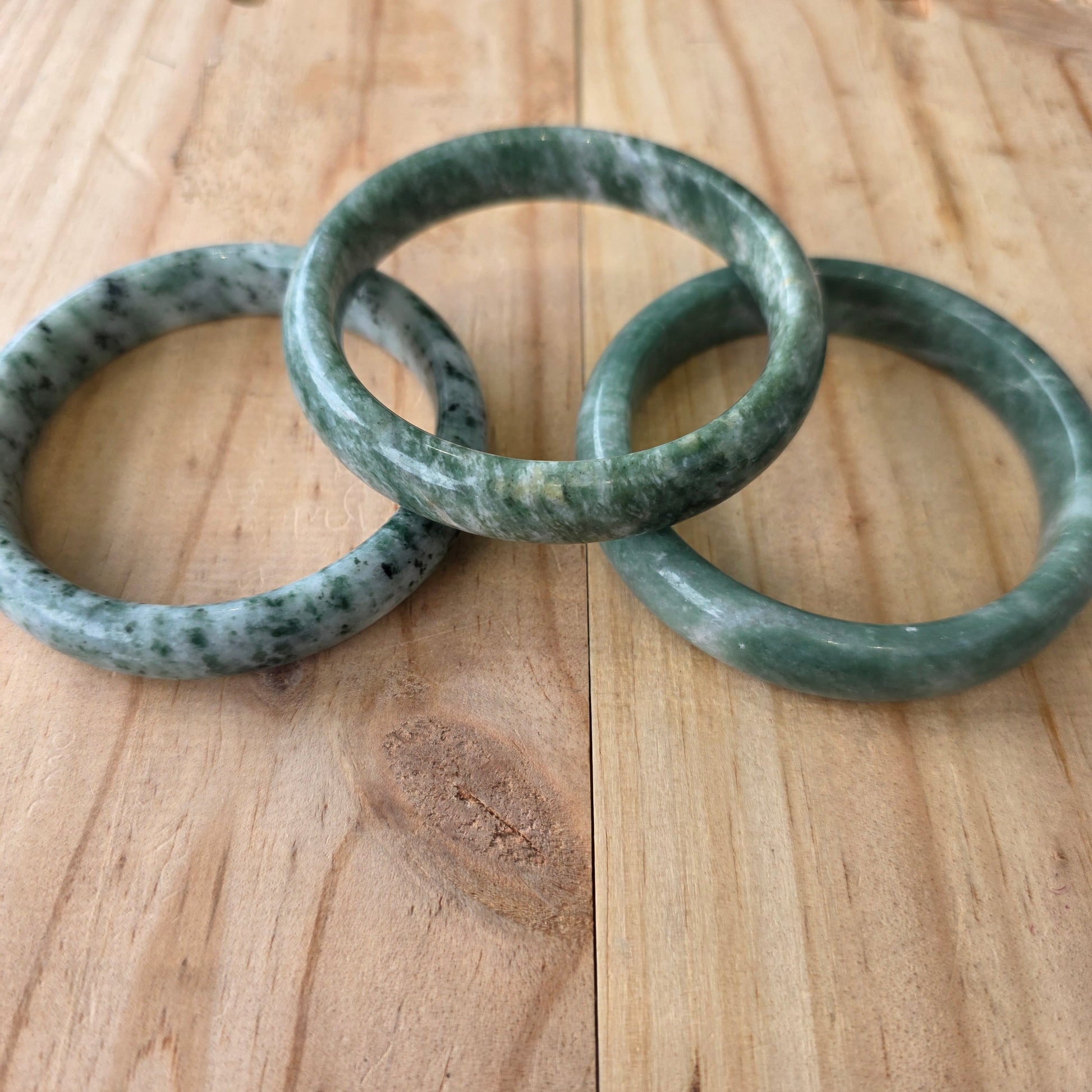 Green Jade Bangle - Rivendell Shop