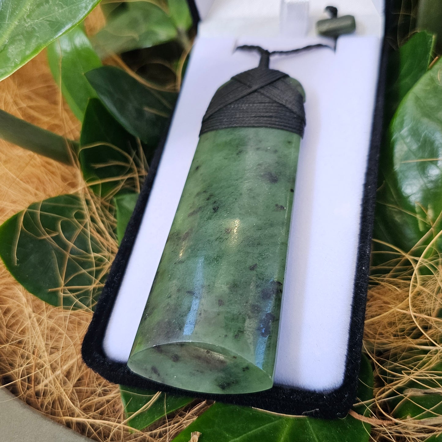 Greenstone (Pounamu) Large Toki Pendant