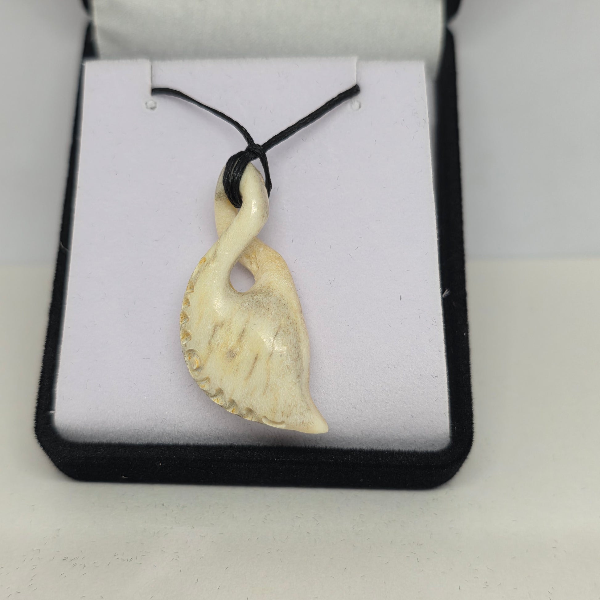 Whale bone - twist - Rivendell Shop