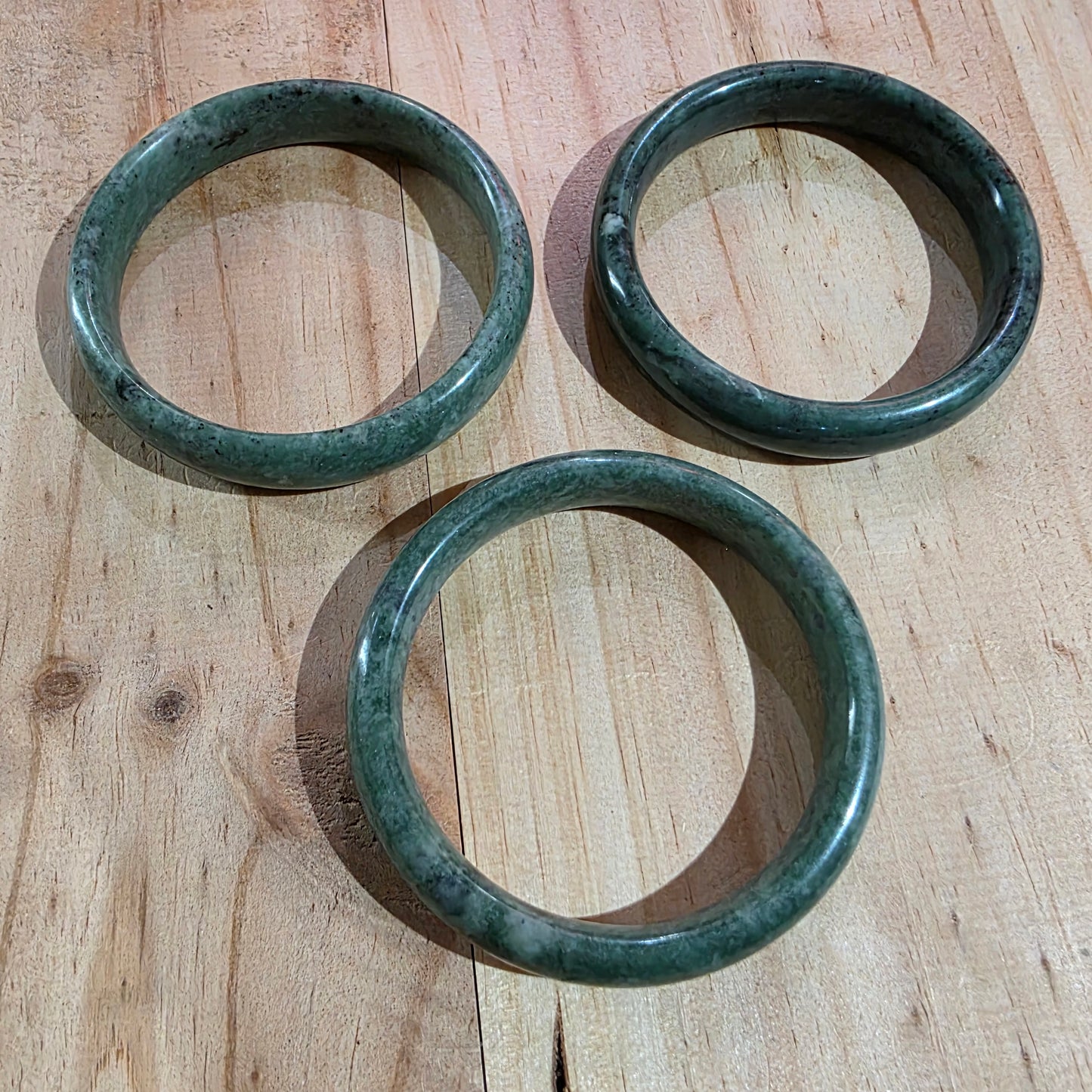 Green Jade Bangle - Rivendell Shop