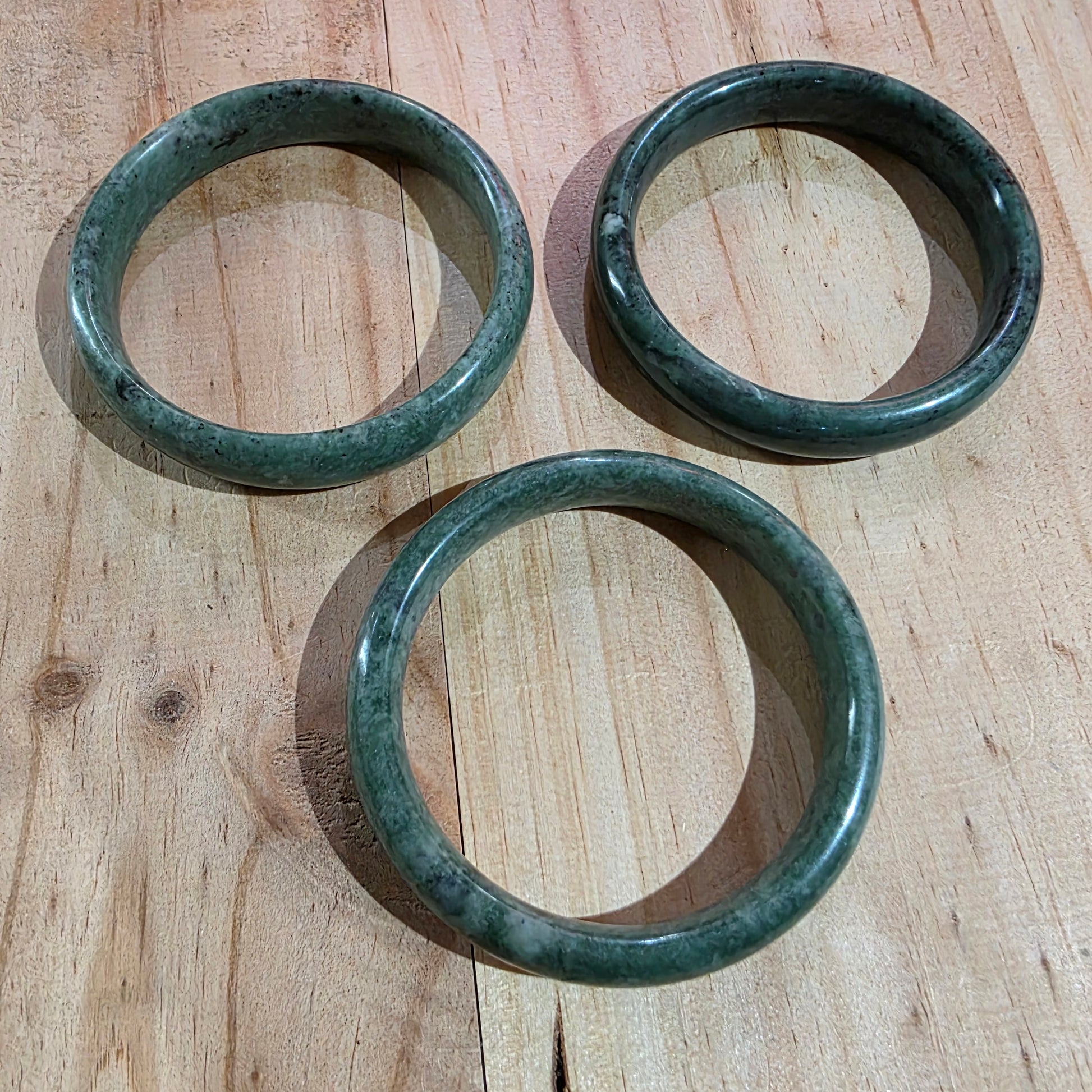 Green Jade Bangle - Rivendell Shop